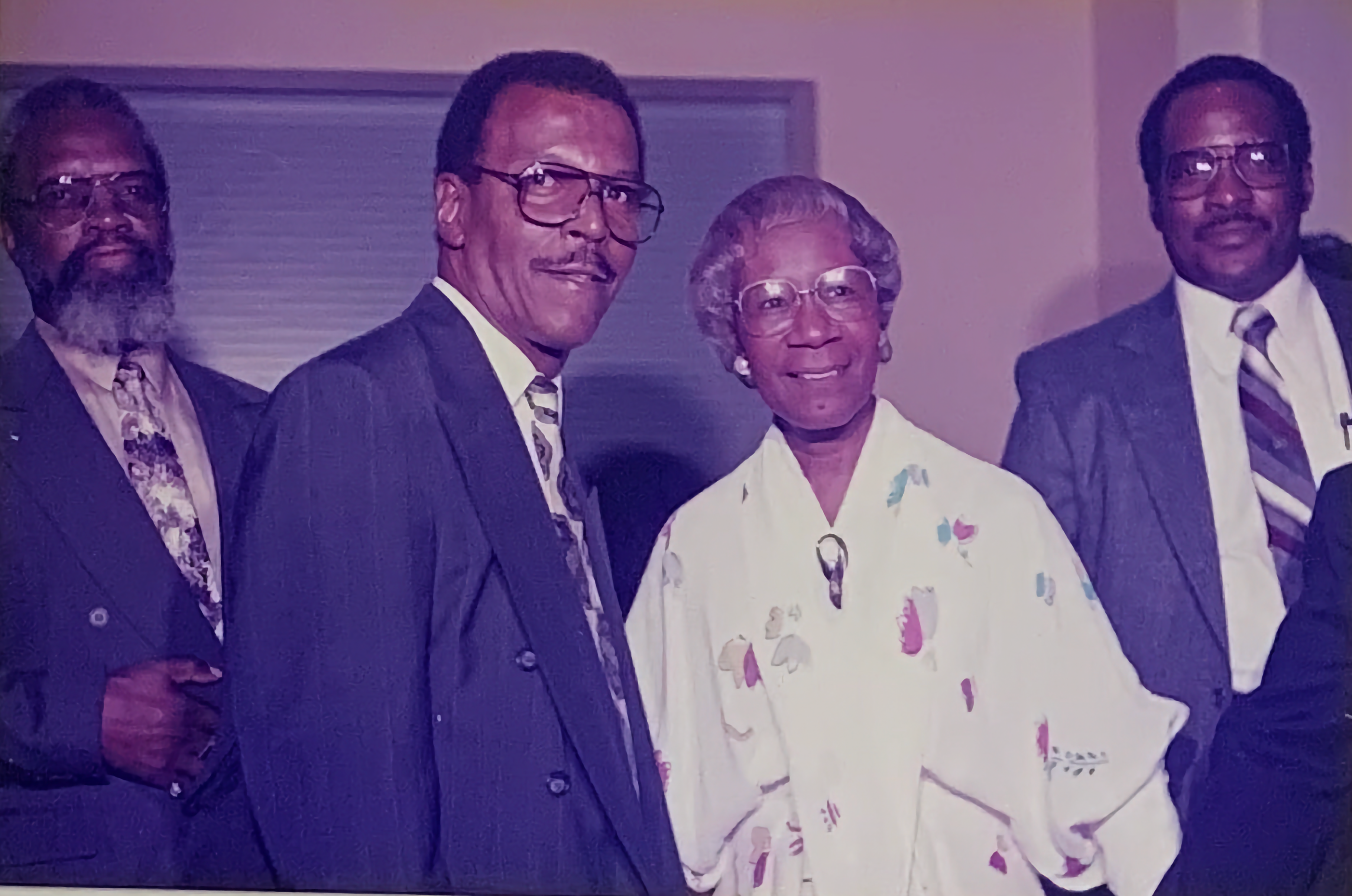 Shirley Chisolm posing with congregants from St. Paul AME Church in St. Augustine, Florida.