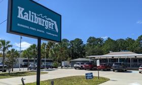 Kaliburger, front view of the restaurant in St. Augustine. 
