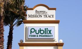 The Shoppes of Mission Trace sign