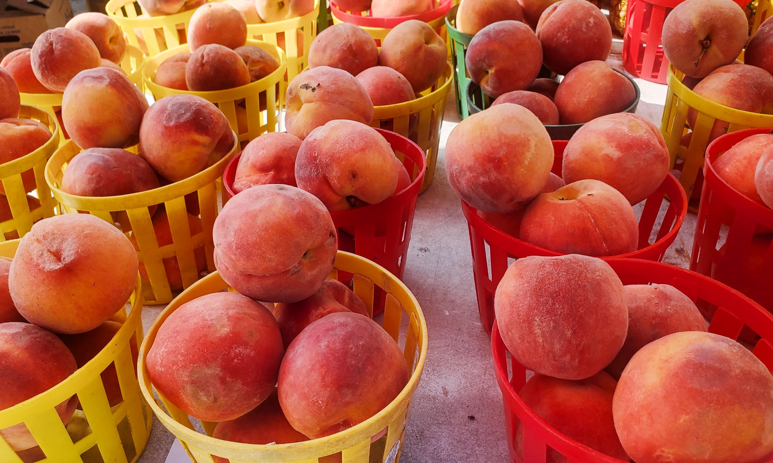 Delicious peaches at a market