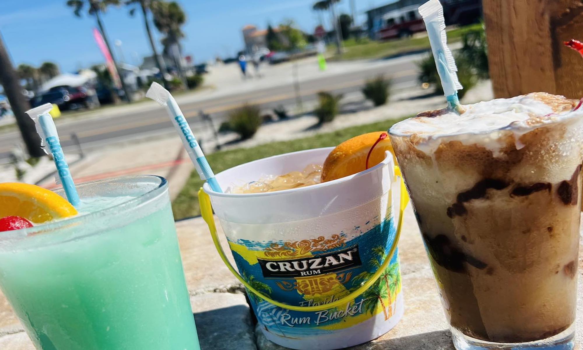 Crabby's Beachside cocktails