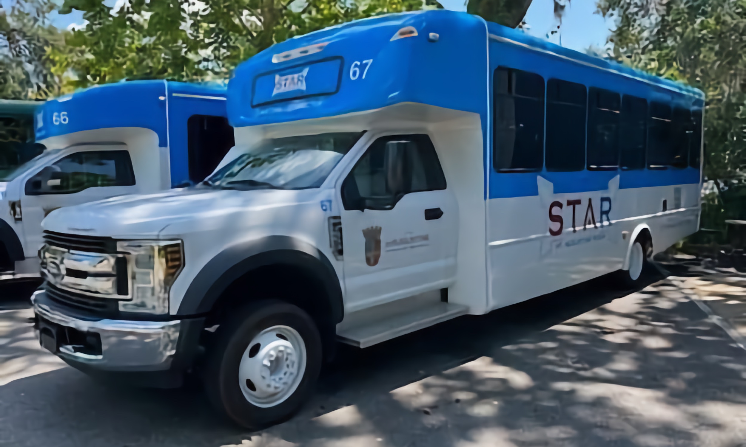 STAR Circulator (St. Augustine Rider) bus — Free shuttle service provided by the City of St. Augustine