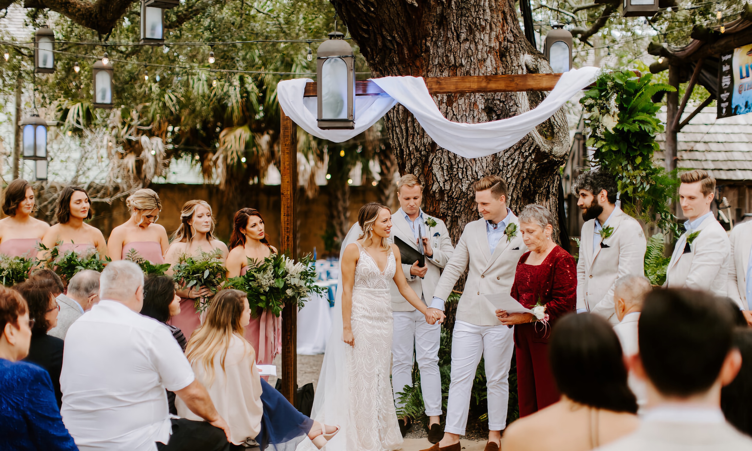 A wedding ceremony taking place at the Colonial Quarter venue