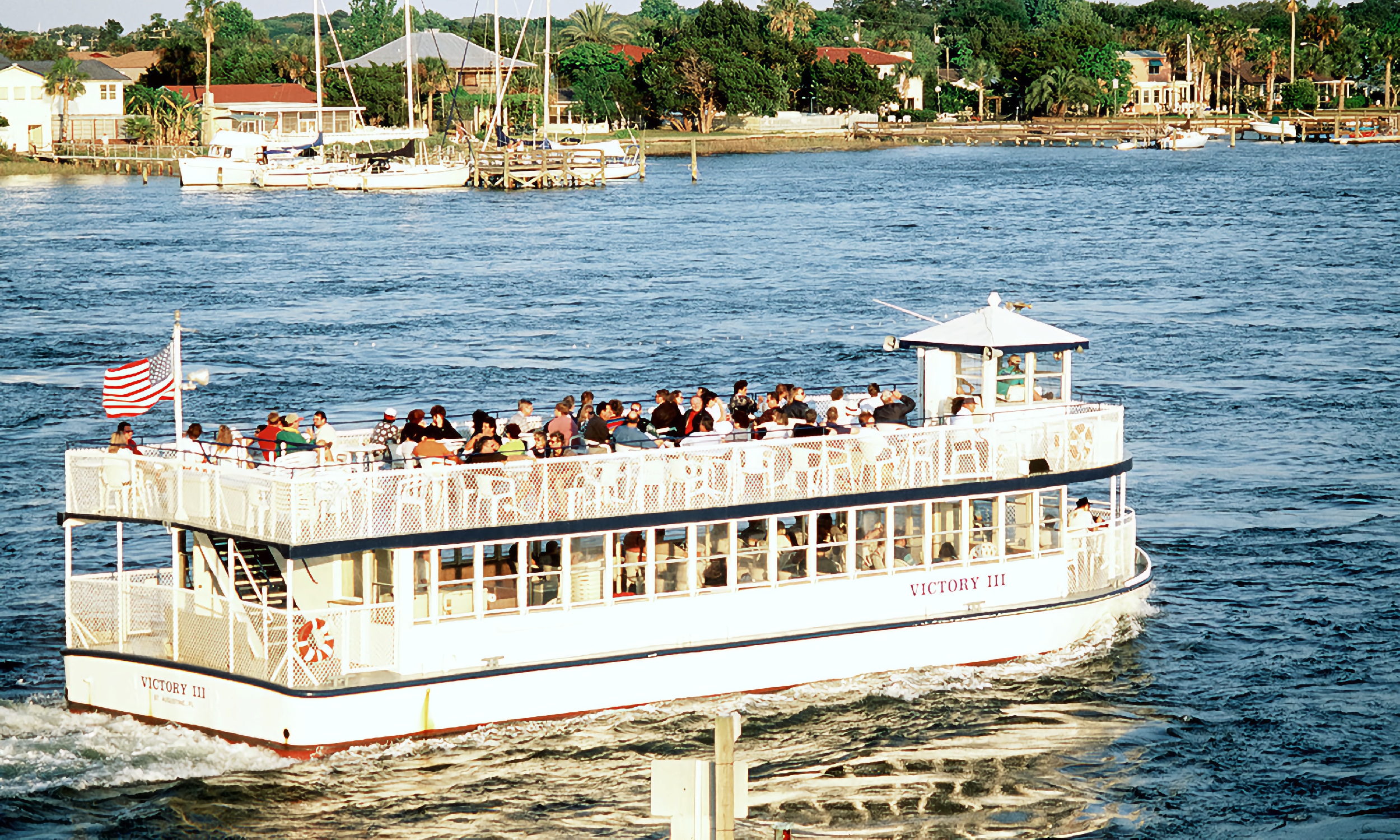 The Victory III of Scenic Cruise, traveling down the Matanzas on a bright day