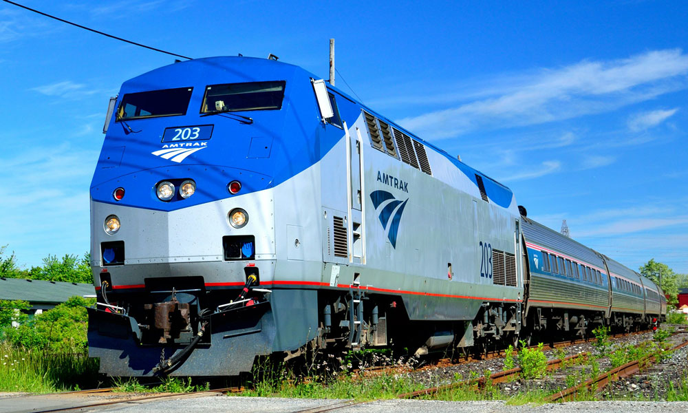 Amtrak train heading south. This photo was taken by Ray Miller.