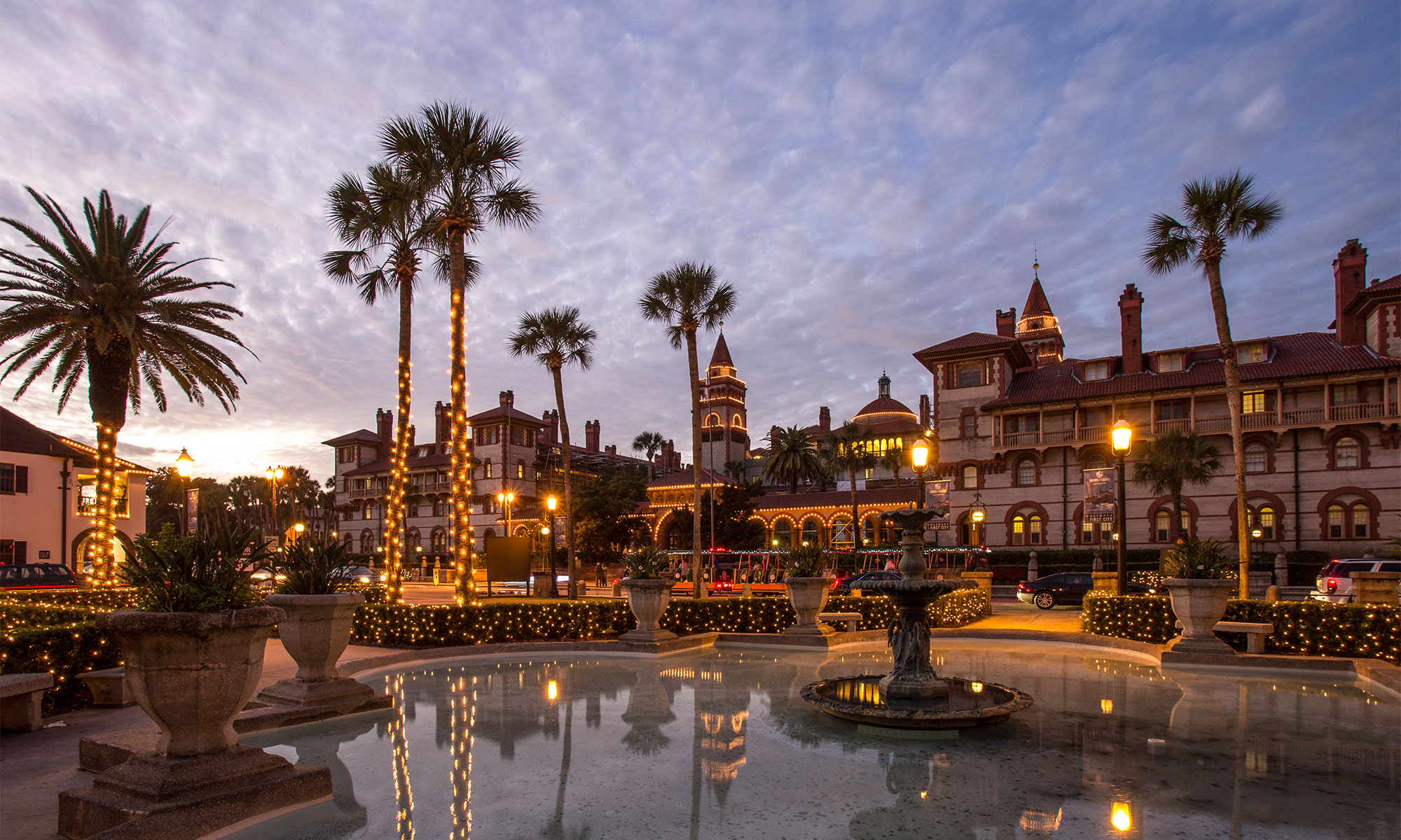 Old Town Trolley Famous Nights of Lights Tour 202021 Visit St