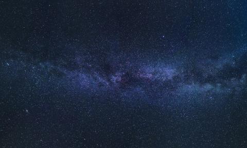 The night sky whoing the milky way