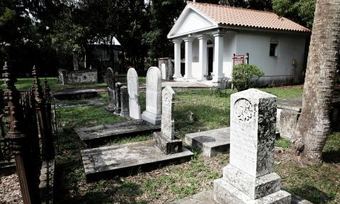 A view of the Tolomato Cemetery