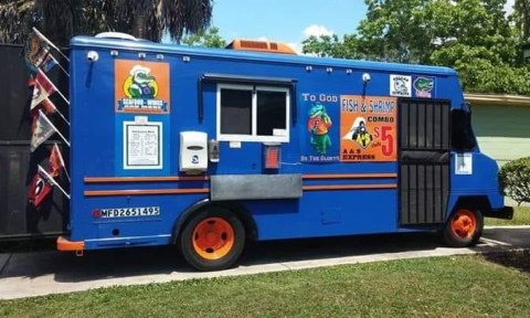 Supper Truck Saturdays help the Rotary Club promote the rural community of Hastings. 