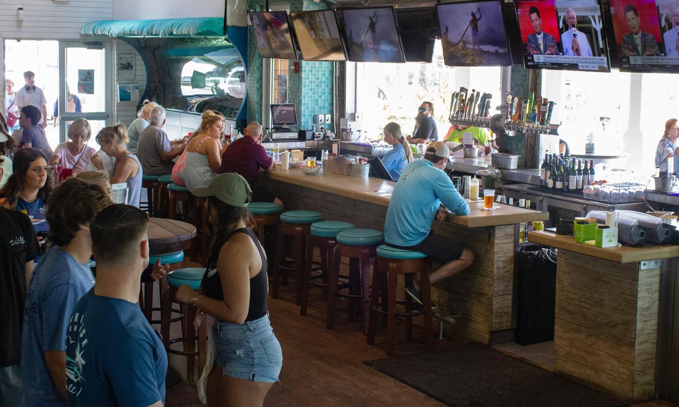 Enjoy a refreshing cold drink and unwind in St. Augustine's bars, pubs, and lounges.