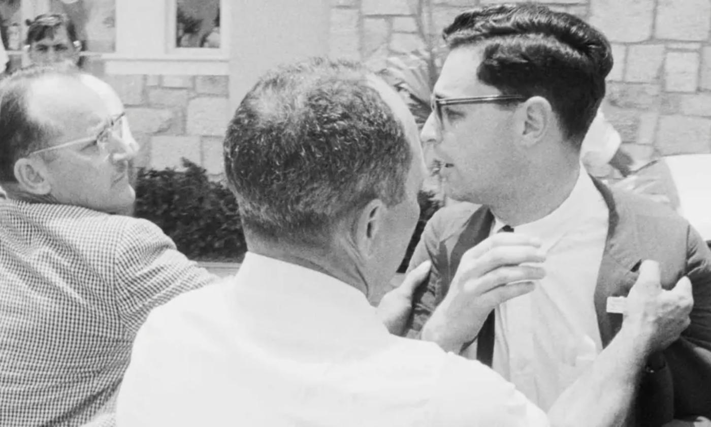 Jim Brock and another man attempt to apprehend Rabbi Israke S. Dresner in St Augustine FL in 1964