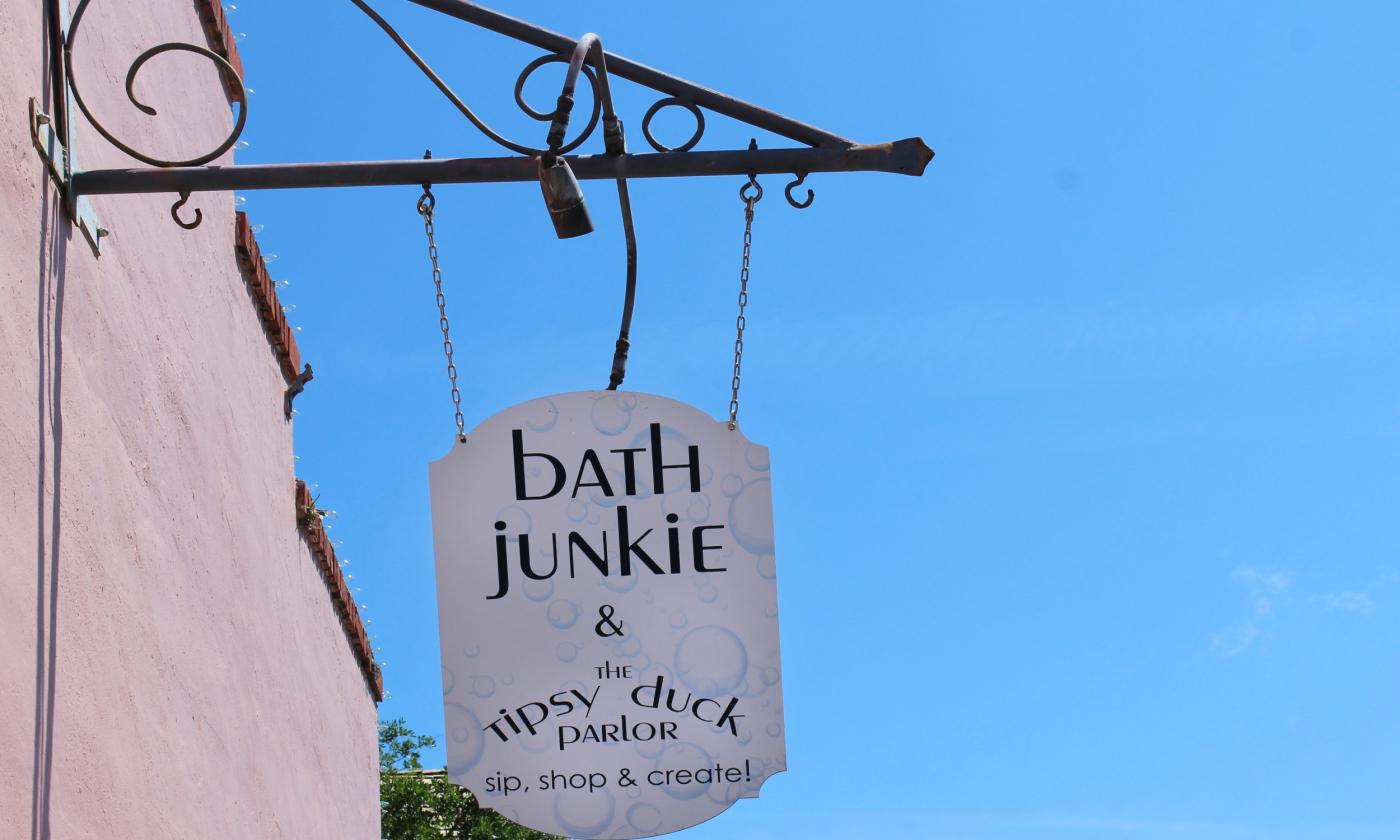 Bath Junkie and The Tipsy Duck are an unusual pair of shop and cocktail bar on Hypolita Street