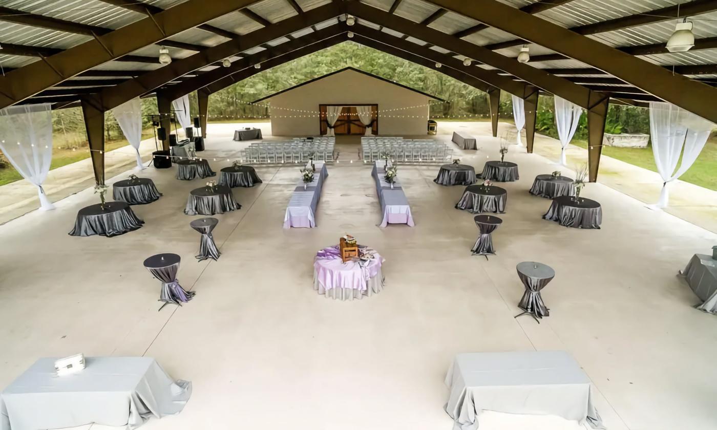 Wedding reception decor and table arrangment at Hope Pavilion