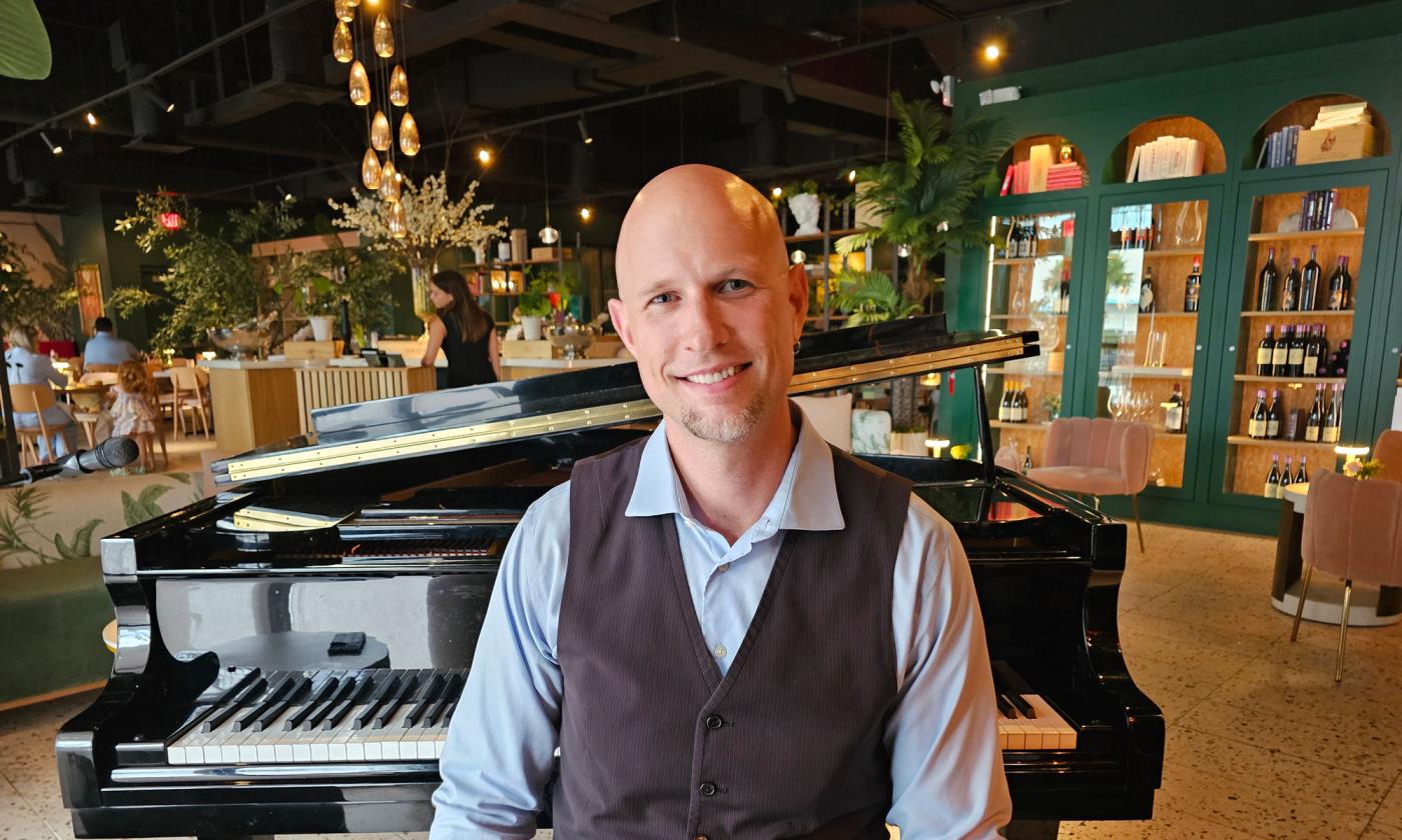 Pianist Jeremy Weinglass at his piano in St. Augustine
