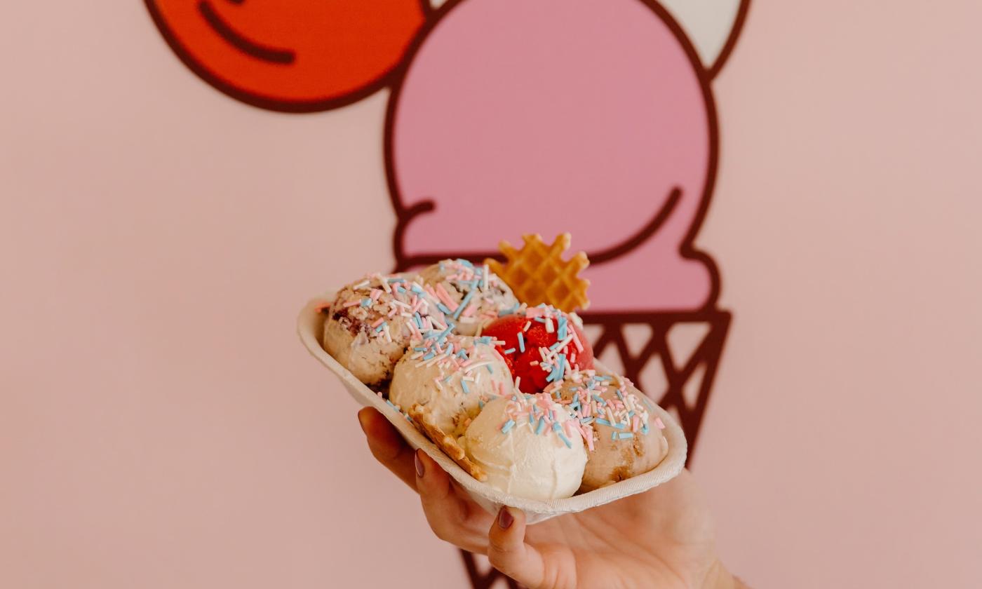A "flight" of ice cream scoops