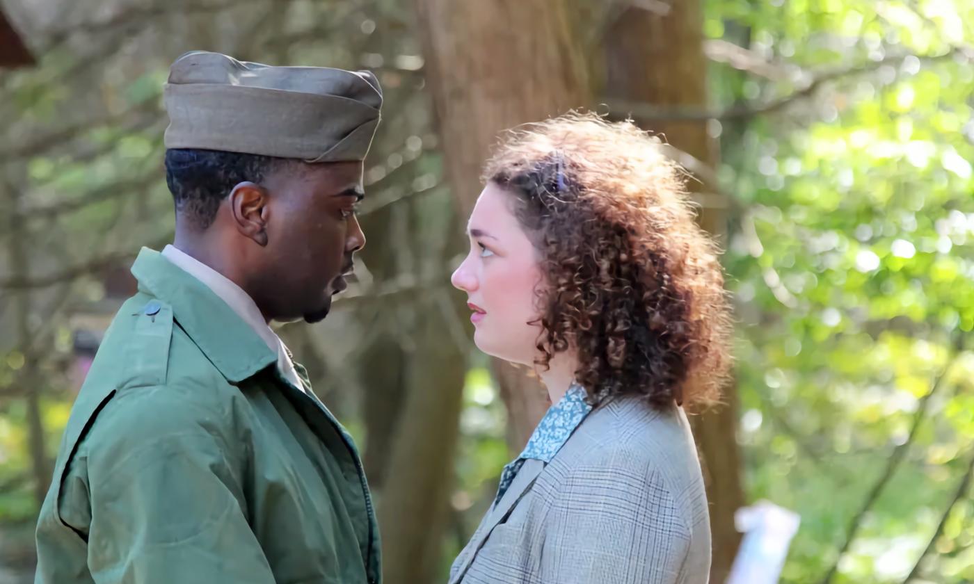 Tom and Sarah from the film "Old Heart"