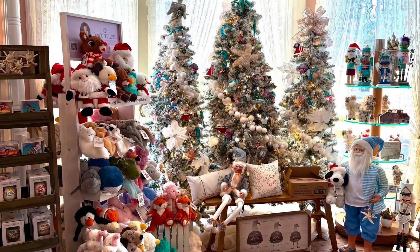 Trees and other kick-knacks at The Christmas Cove