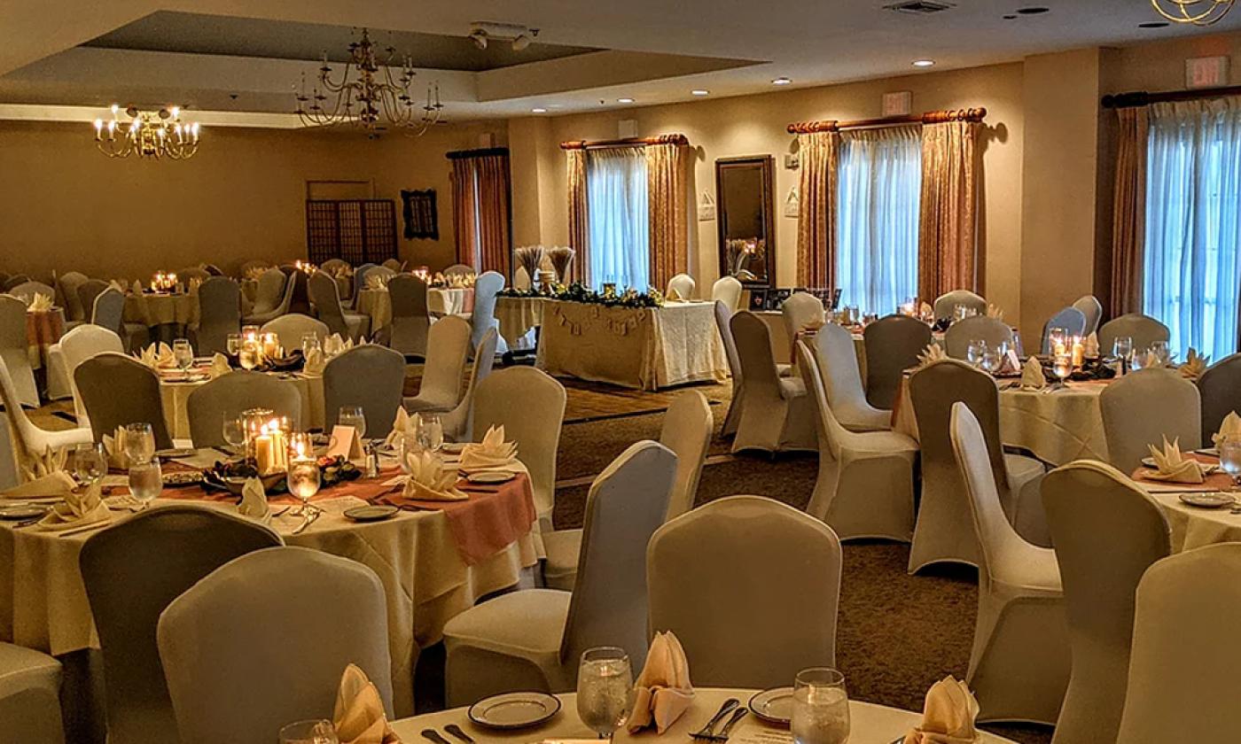 The Milano Banquet room at Amici Italian Restaurant in St. Augustine.