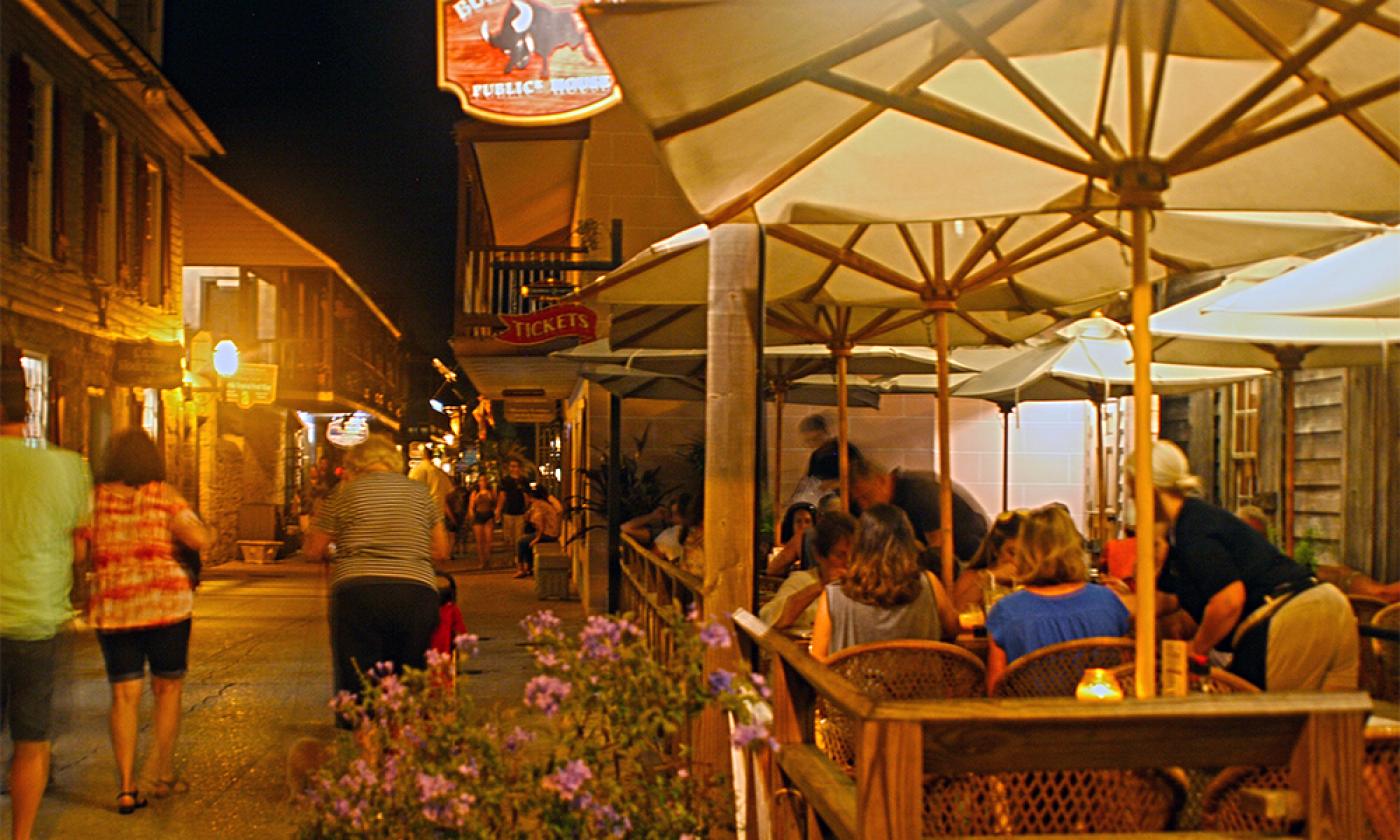 outside of Bull & Crown on St. George Street