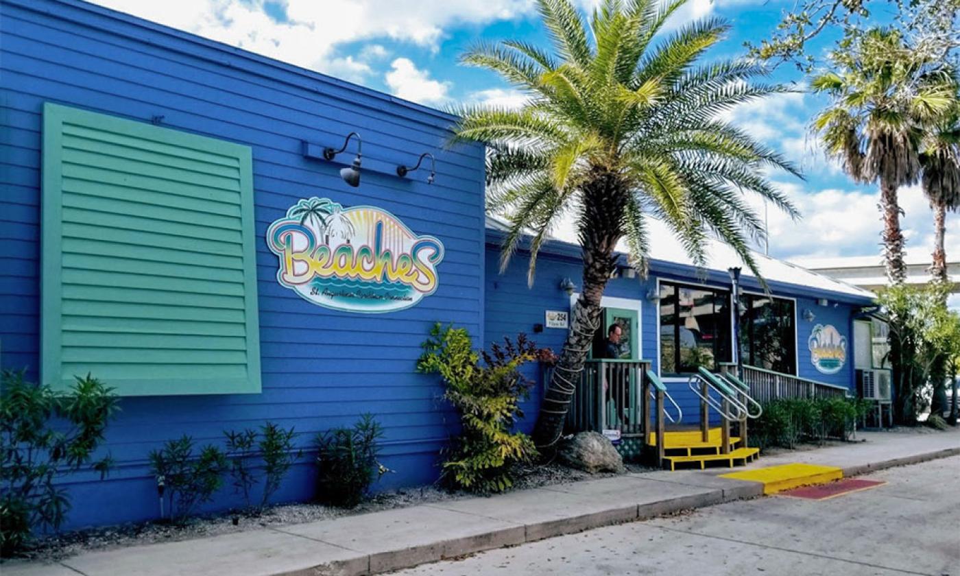 Beaches at Vilano offers indoor, deck, and river seating in St. Augustine, FL.