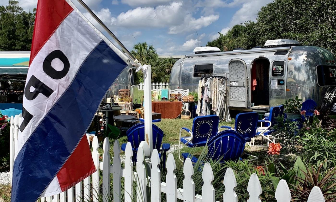 Evenings on Airstream Row features live music, good food and fun.