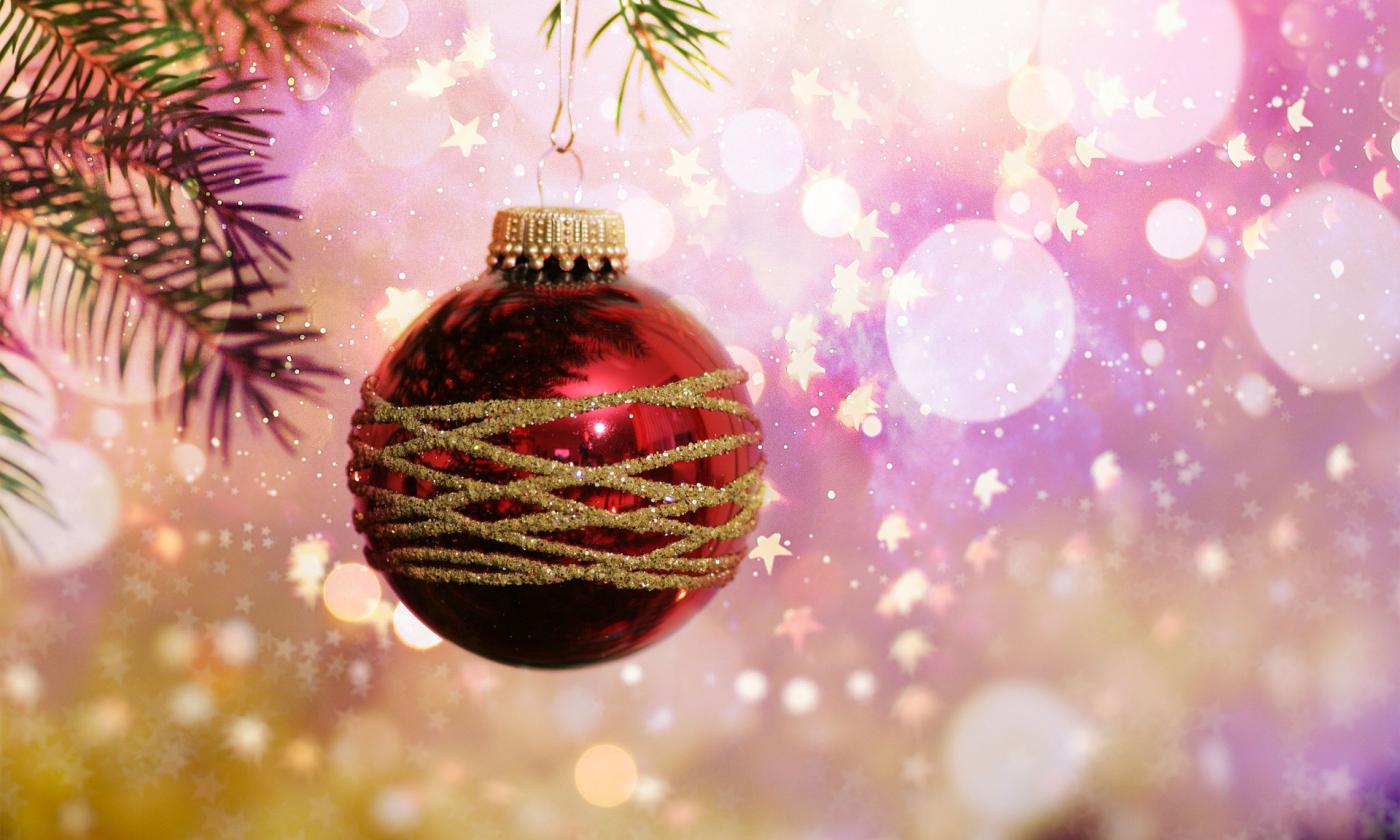 The shops of West King Street will be lit for the holidays through January 25, 2022.