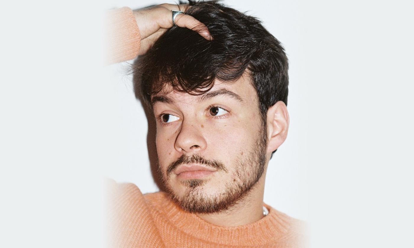 Indie pop singer-songwriter Alex O'Connor (Rex Orange County) will stop by the St. Augustine Amphitheatre in May 2022. 