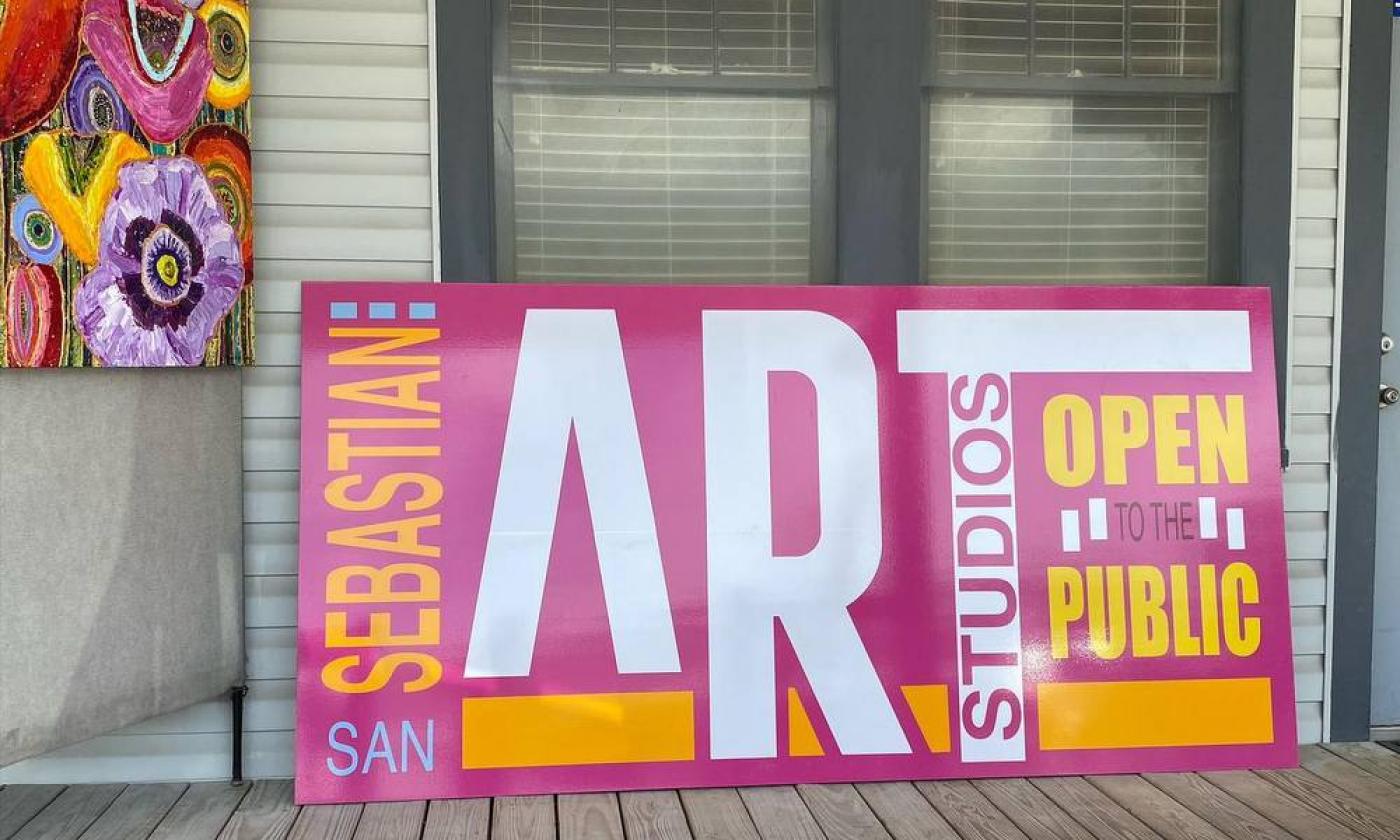 The welcoming entry deck at Maria Reyes Jones Gallery in St. Augustine.