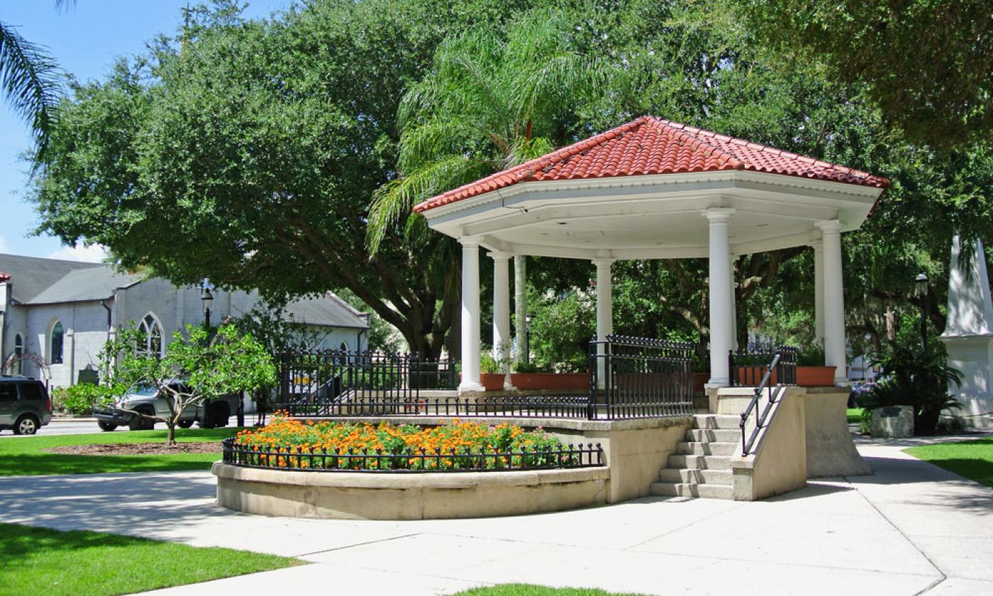 The front view of the gazebo in the center of the Plaza