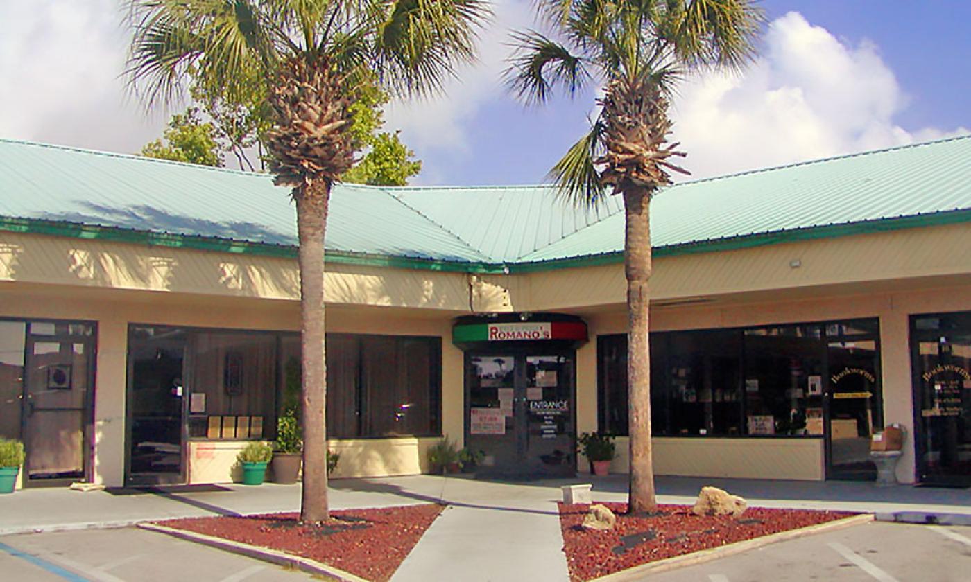 Romano's On the Beach serves pizza and more on St. Augustine Beach, Florida.