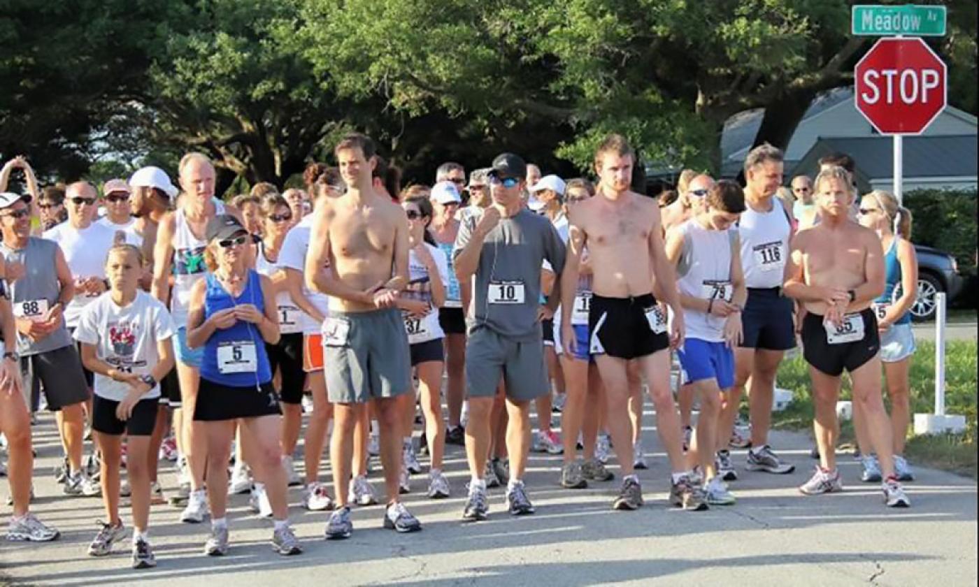 Runners at the start of the Vilano Bridge 5K in St. Augustine.