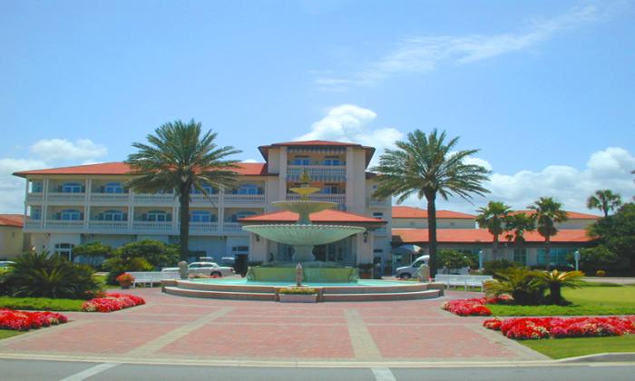 A front view of the Ponte Vedra Inn & Club.