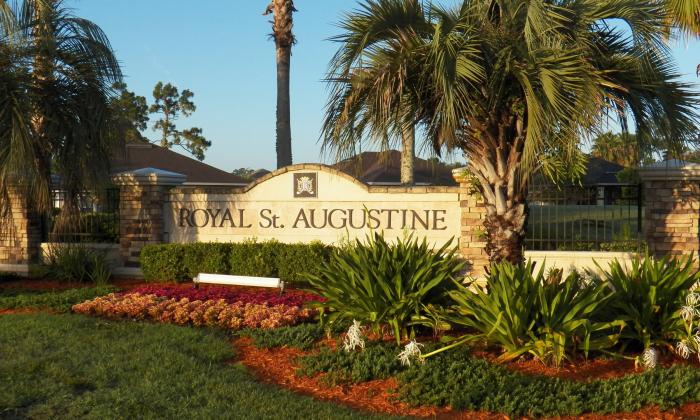 The sign for the St. Augustine Golf Club