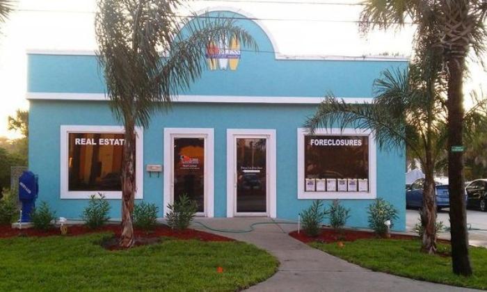 Endless Summer Realty storefront in St. Augustine, FL