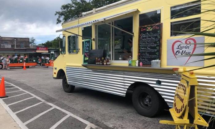 The outside of the Luvin' O-Van food truck