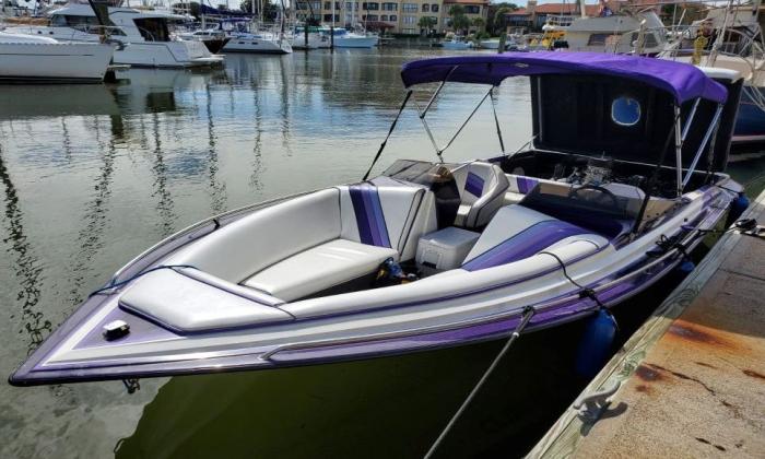 Thrill Seeker, waiting to take guest on a fast and furious speed boat ride in St. Augustine.