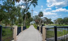 The large cross at Nombre de Dios as seen from the bridge near the entrance