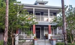 Hemingway House Bed & Breakfast