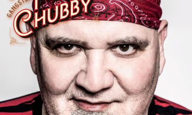 Popa Chubby smiles for the camera. 