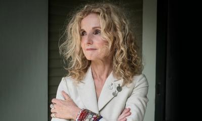 Musician Patty Griffin profile image.