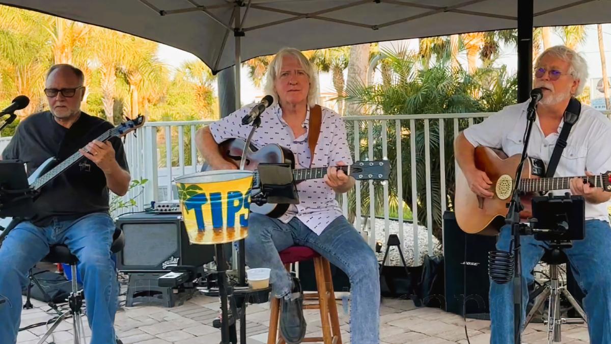 Whitecaps | Visit St. Augustine