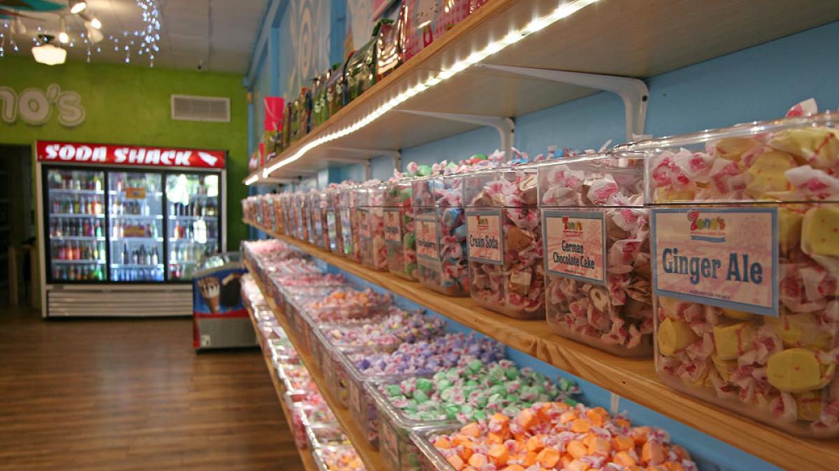 Zeno's World's Most Famous Taffy | Visit St. Augustine