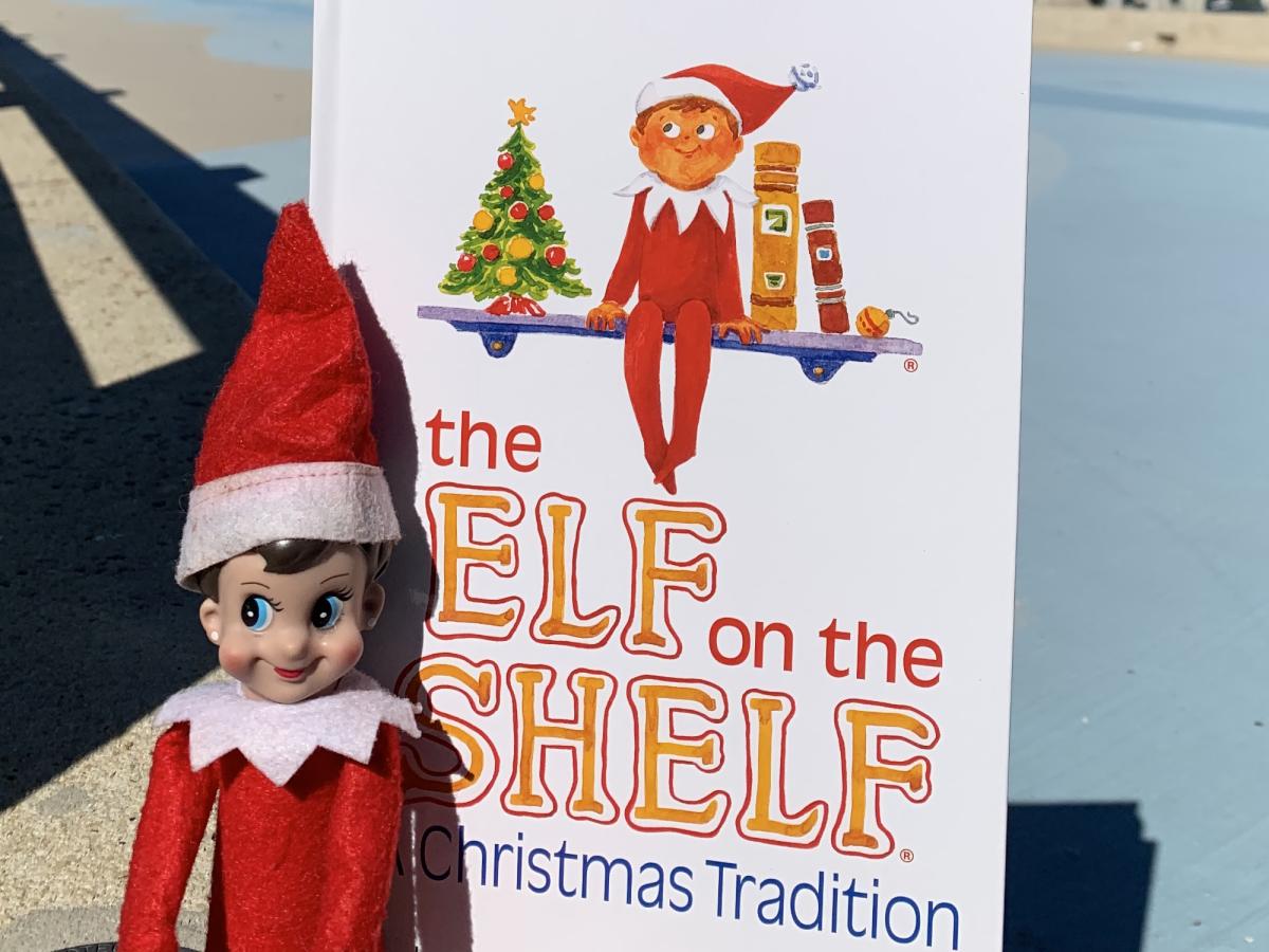 The Elf on the Shelf® A Christmas Tradition for Boys (Spanish Edition)