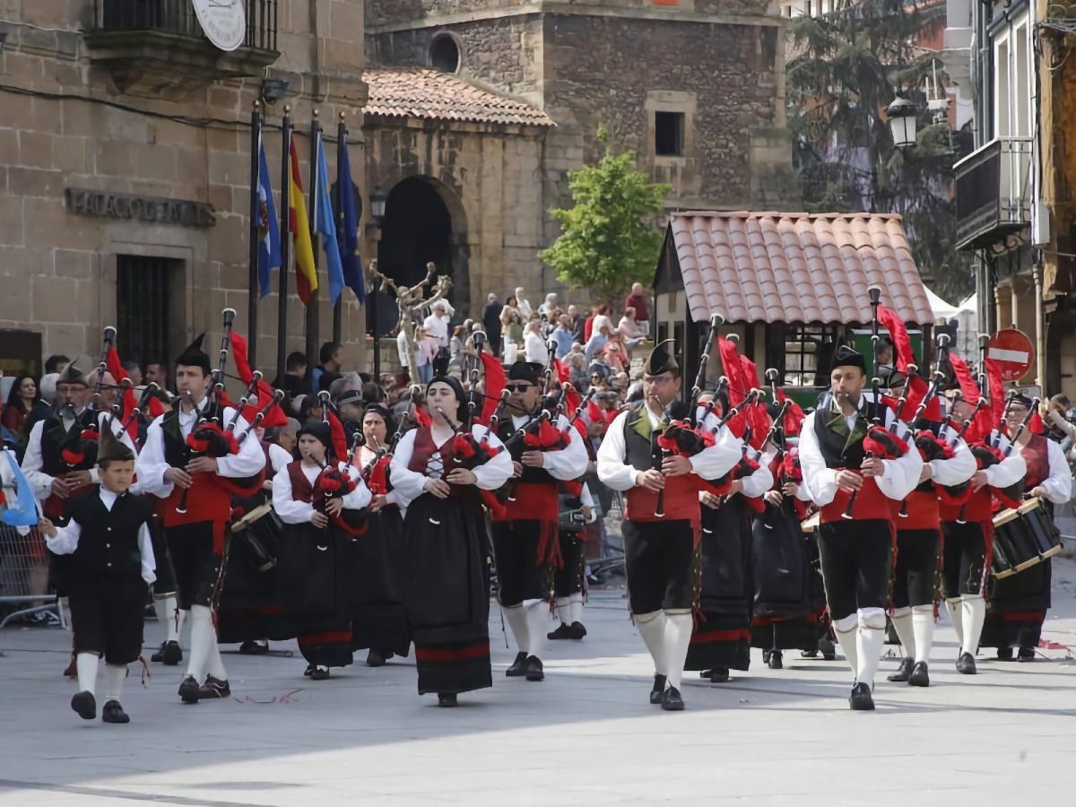 St. Augustine and Avil s 100th Anniversary Bagpipe Performances