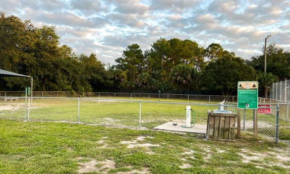 DeLeon Shores Park fenced in dog area in Ponte Vedra Beach. 