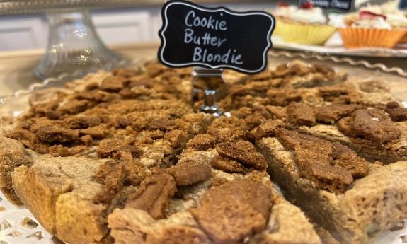 Cutie Pies blondie treats.