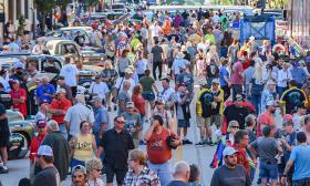 Crowds attend a Great Race event in Missouri