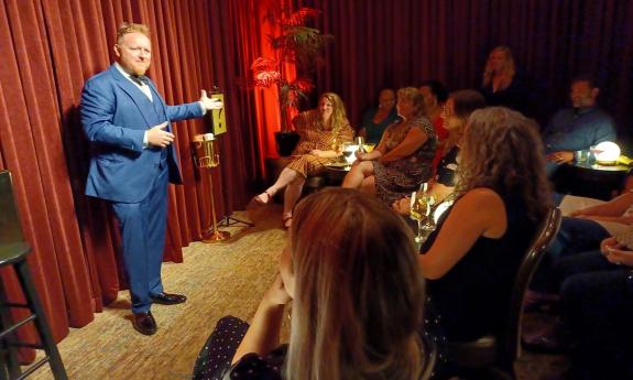 Bill the Magician with his audience at Casa Monica