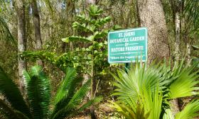 A sign on the trail at the St. Johns Botanical Garden and Nature Preserve