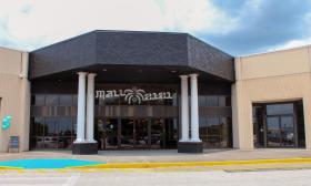 The exterior of Mall 2121